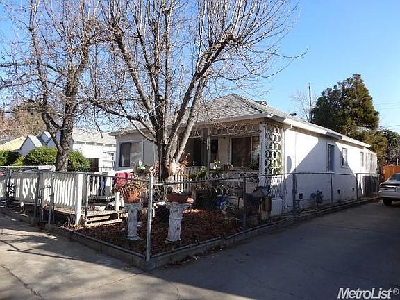 2nd image of 3509 Santa Cruz Way