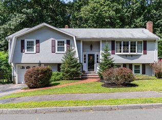 93 Cardinal Ct, Braintree, MA 02184