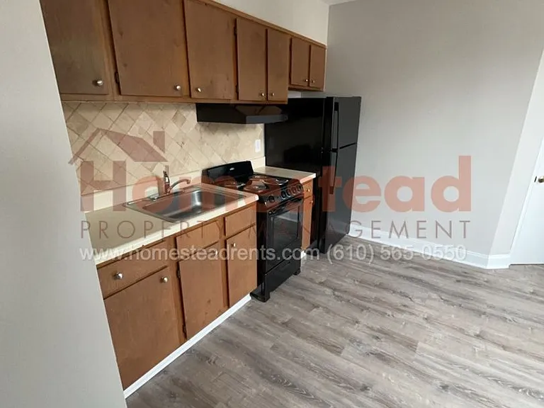 900 Market St — Photo 2