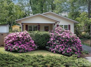 10 McTindal Cir, Asheville, NC 28803