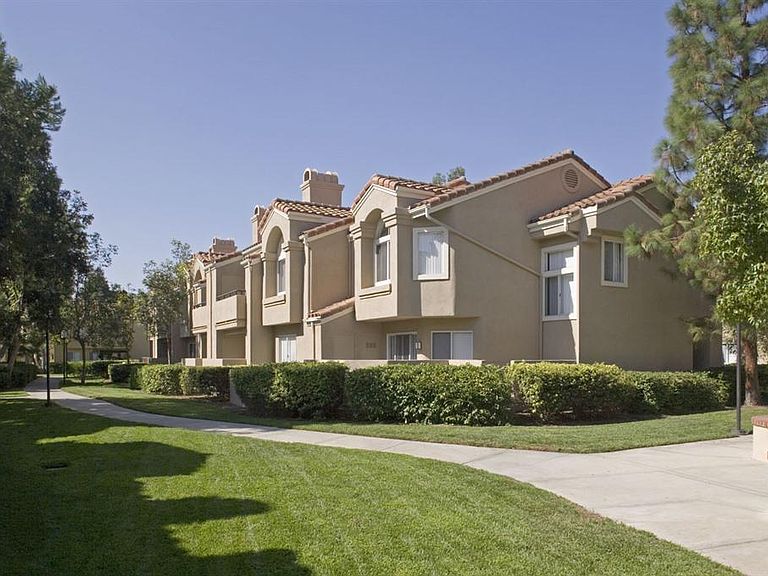 San Marco Villa Apartment Homes Apartment Rentals Irvine