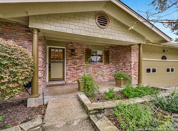 2nd image of 10702 Auldine Dr