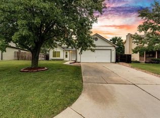 8917 E Scott Ct, Wichita, KS 67210
