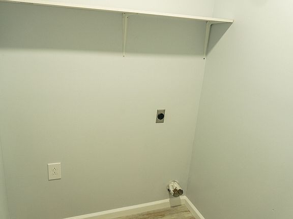 3rd image of 149 Newby Rd