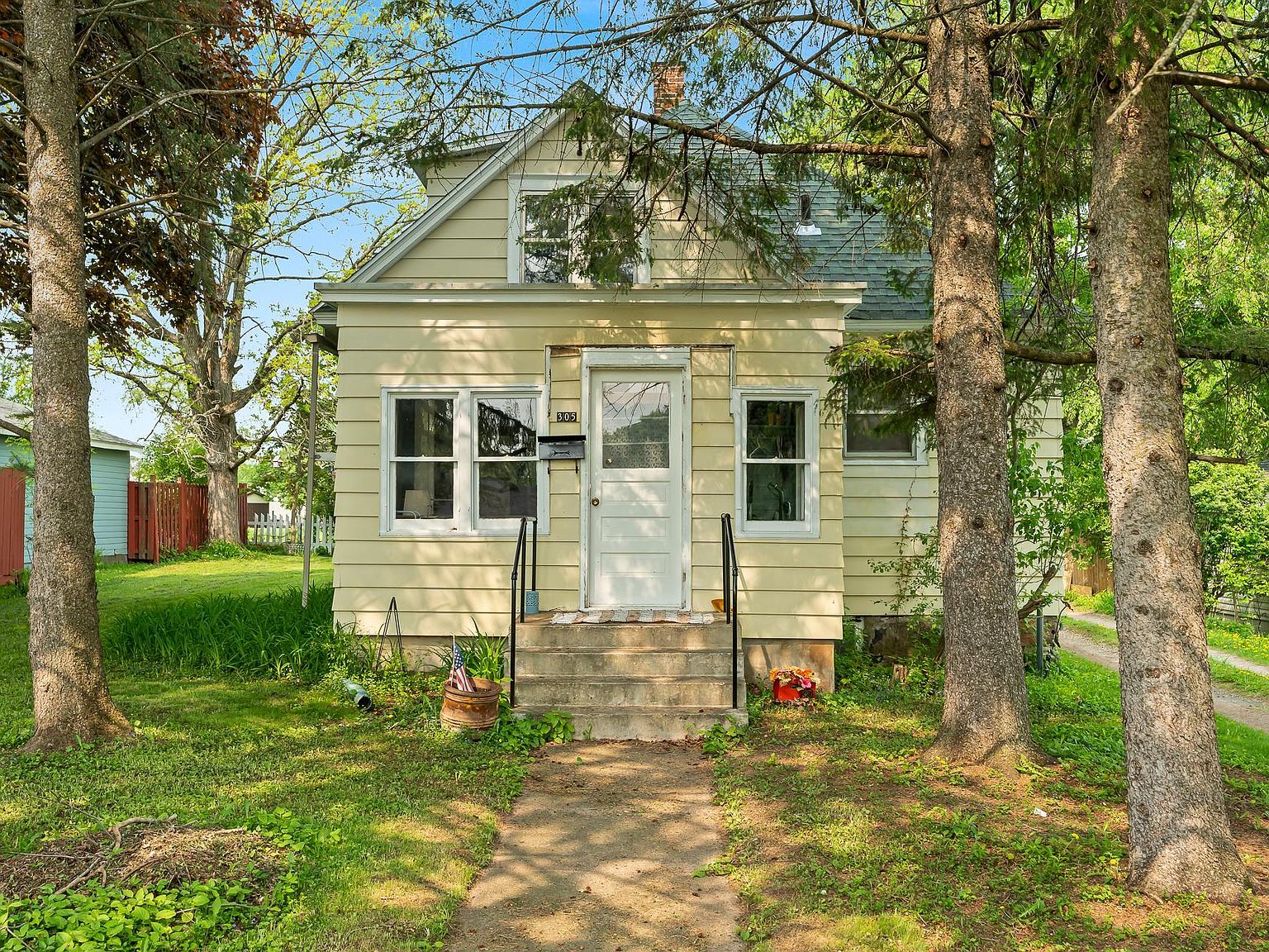 305 S Pierson Ave, New Richmond, WI 54017 MLS 6375962 Zillow