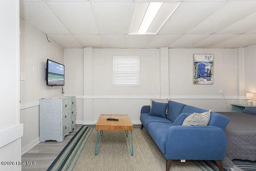 1 bed, 1.0 bath, $1,600 — Photo 4