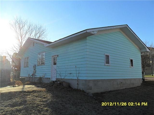 2nd image of 317 S 5th St