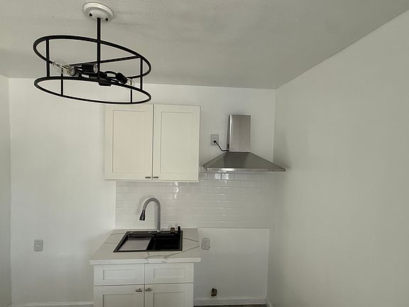 3rd image of 11664 Lou Dillon Ave #B