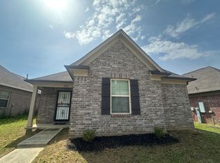 5683 Falling Bark Dr, Memphis, TN 38134