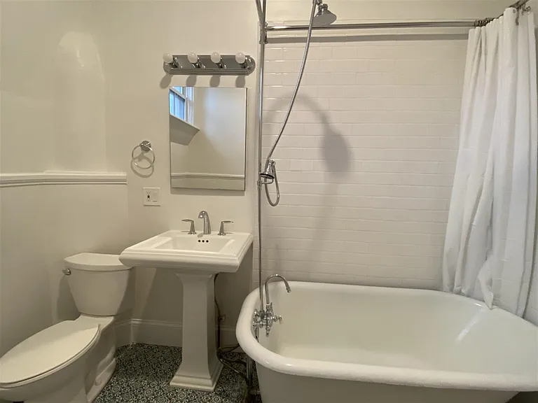 194 Central St #3 — Photo 11