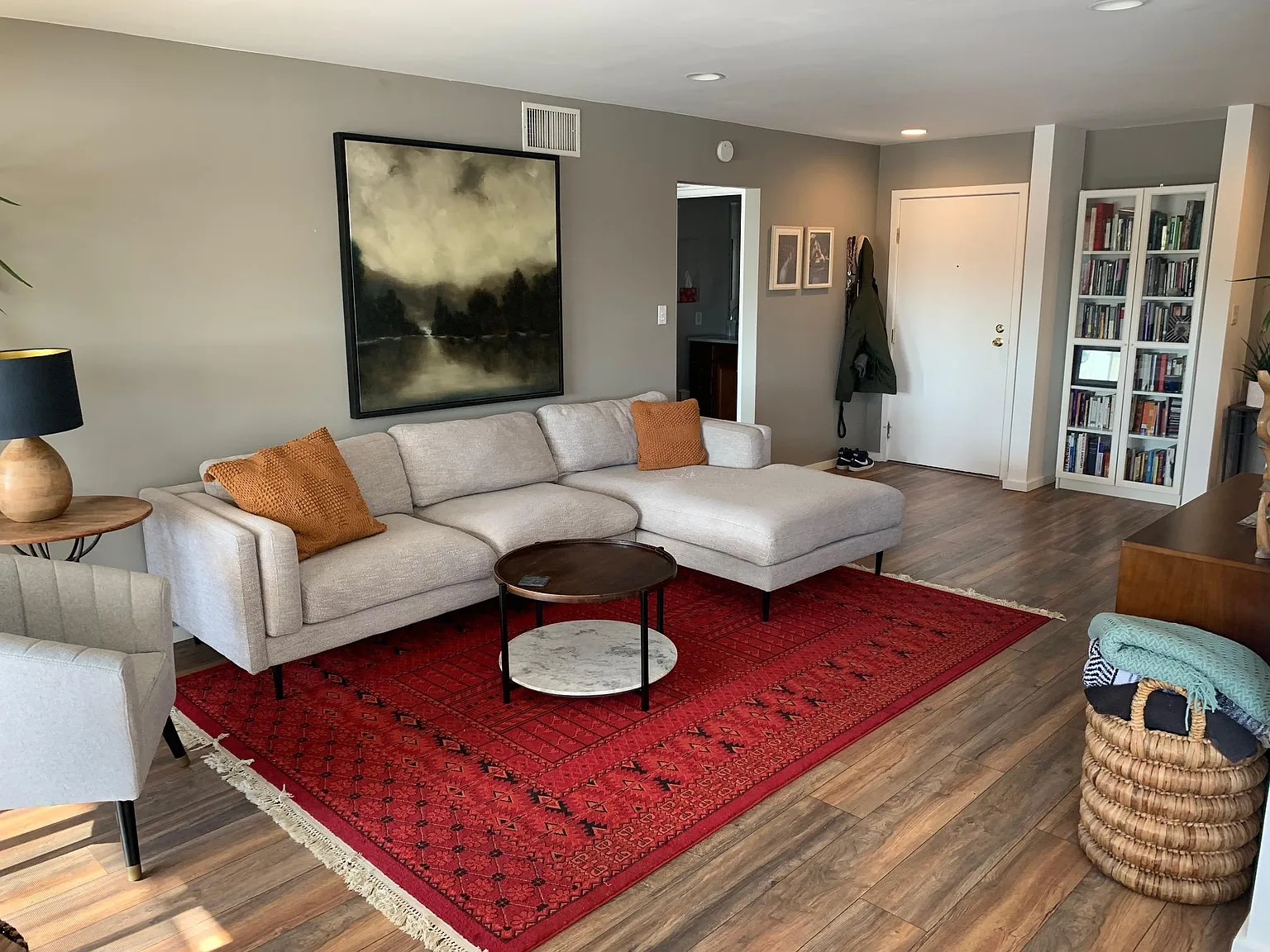 1 bed, 885 sqft, $2,845 — Photo 2