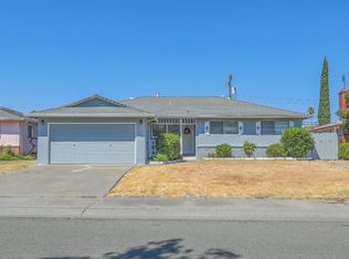 7284 Cromwell Way, Sacramento, CA 95822