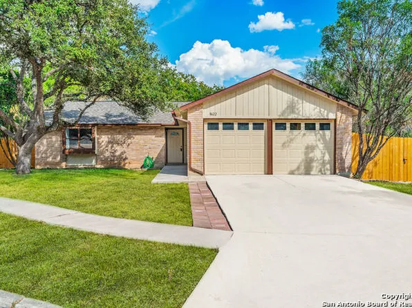 8622 BERRYWEST CT, San Antonio, TX 78240