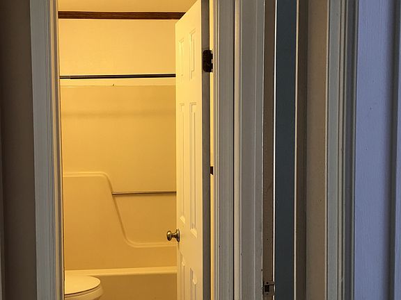5th image of 4249 Morgate Ln