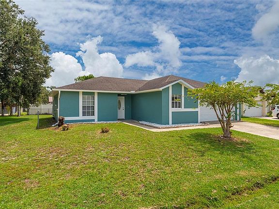 3rd image of 913 SAN RAFAEL WAY