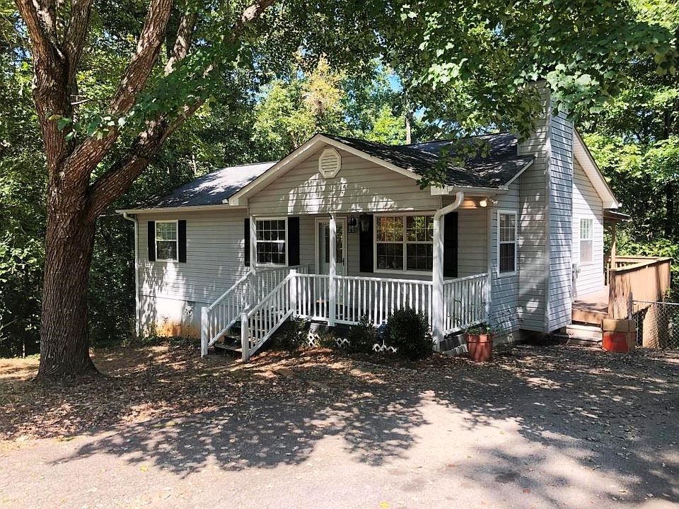 1st image of 143 Jennifer Ct