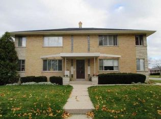 3274 S 84th St, Milwaukee, WI 53227