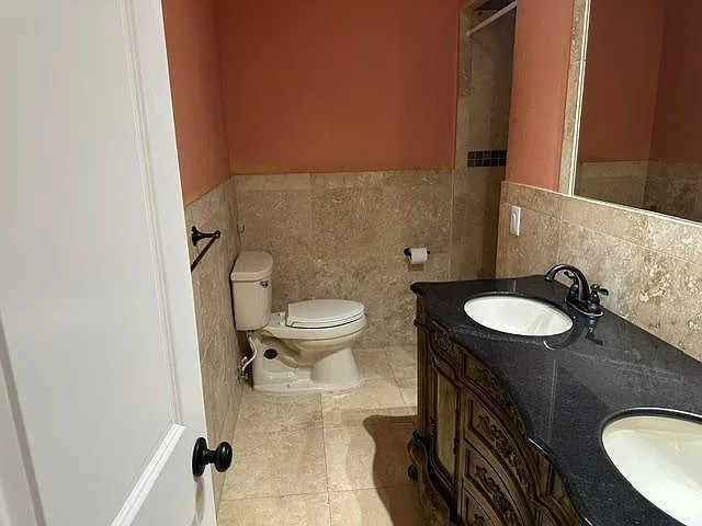 732 SE 11th Ave — Photo 17