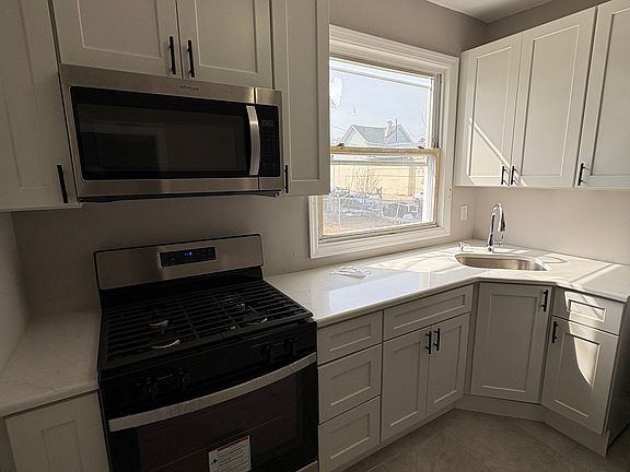2nd image of 140 S 13th St Floor 1