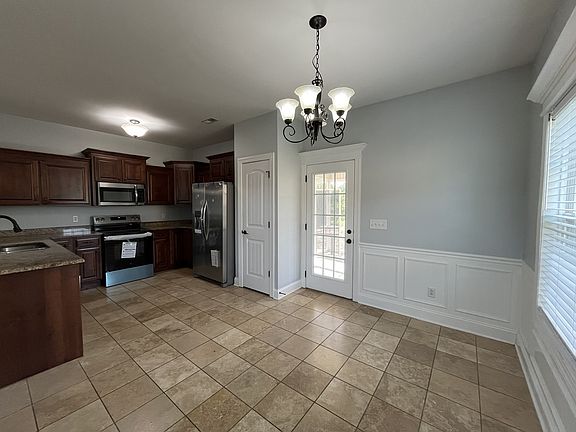 5th image of 809 Stewart Valley Dr