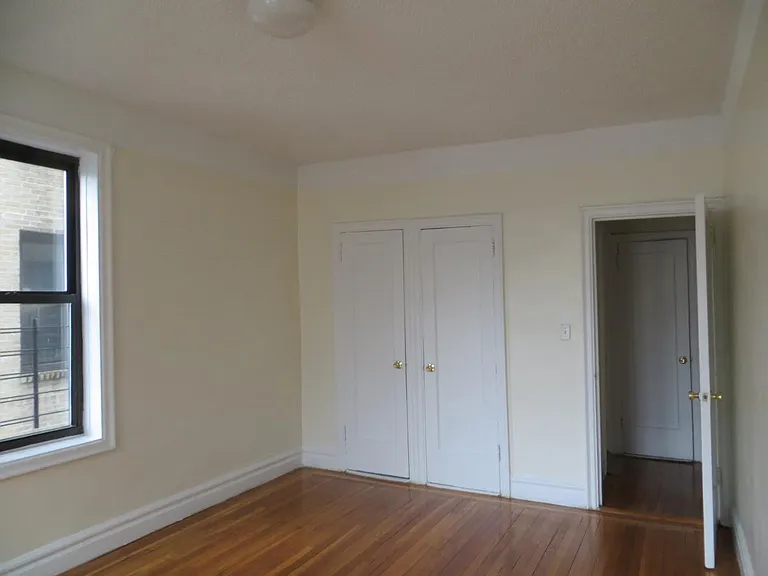 2148 Barnes Ave #112 — Photo 7