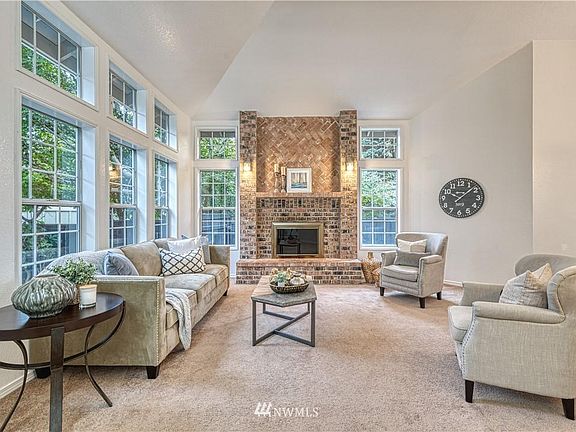 5th image of 4530 82nd Avenue Ct W