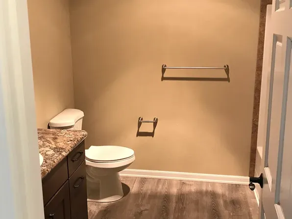 321 E Collins St #B, Goldendale, WA 98620