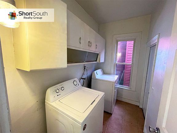 3rd image of 747 Veto St NW