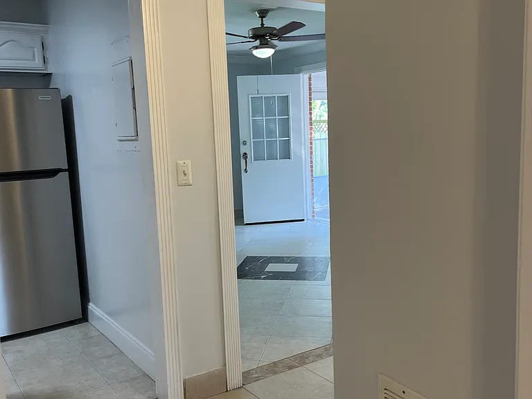 2782 Claremont Cir — Photo 1