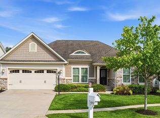 6372 Tournament Dr, Westerville, OH 43082