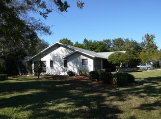 9 Begonias Ct, Homosassa, FL 34446