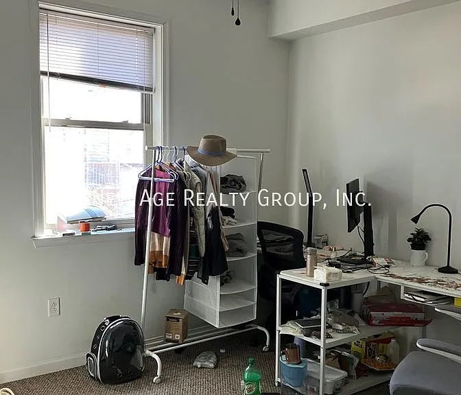 423 N 40th St #C — Photo 3