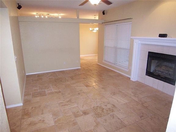 3rd image of 1121 Kenwood Dr