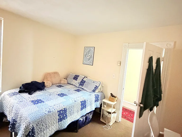 33 Wellington St #404 — Photo 8