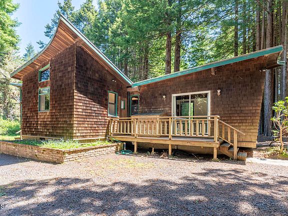 2nd image of 32371 Middle Ridge Rd