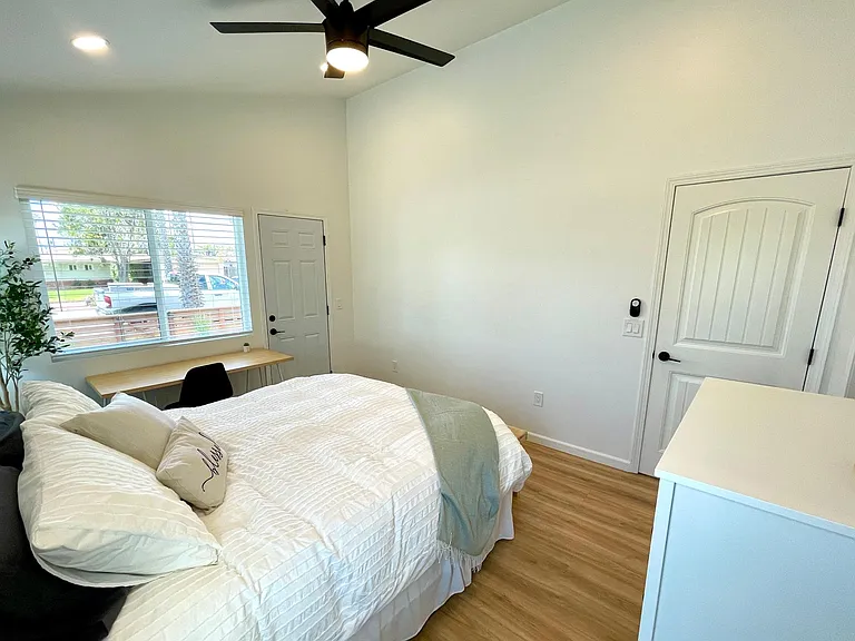 1441 Louden Ln #2 — Photo 10