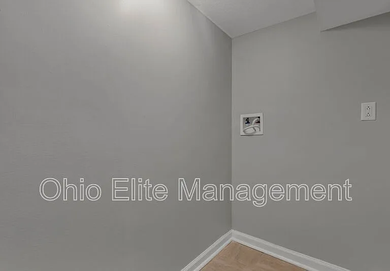 2023 Sullivant Ave — Photo 23