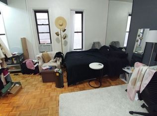 288 8th Ave #4C, New York, NY 10001