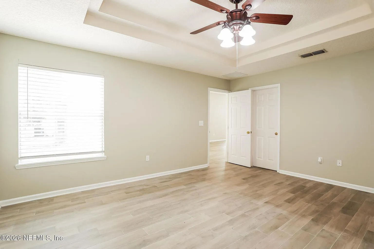 4 bed, 1630 sqft, $2,050 — Photo 4