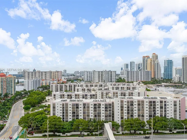 300 Sunny Isles Blvd #4-1805 — Photo 31
