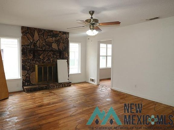 2nd image of 1433 Axtell St