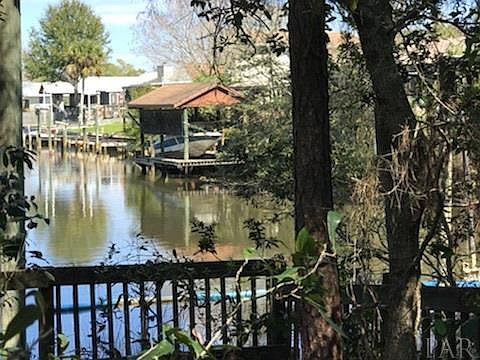 4th image of 3218 Duke Dr