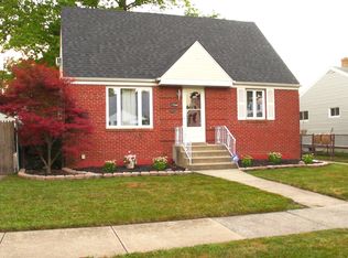 17544 Walter St, Lansing, IL 60438