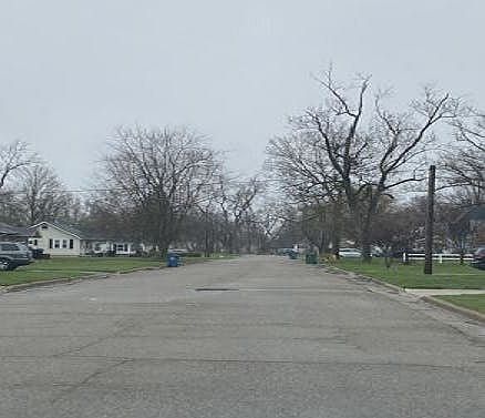 2nd image of 34 22nd St N