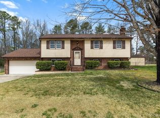 25808 Tanglewood Dr, North Dinwiddie, VA 23803
