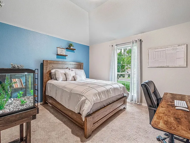 4304 Lucero Dr — Photo 14