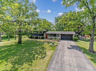 12838 Artesian St, Lemont, IL 60439