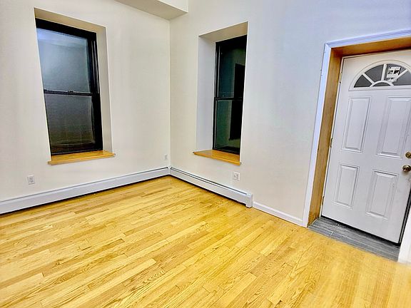 4th image of 100-13 34th Ave #2L