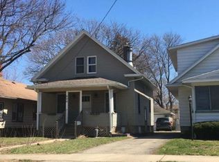 840 Pearl St, Aurora, IL 60505