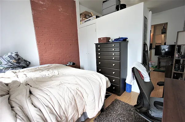 Rented by Compass | media 4